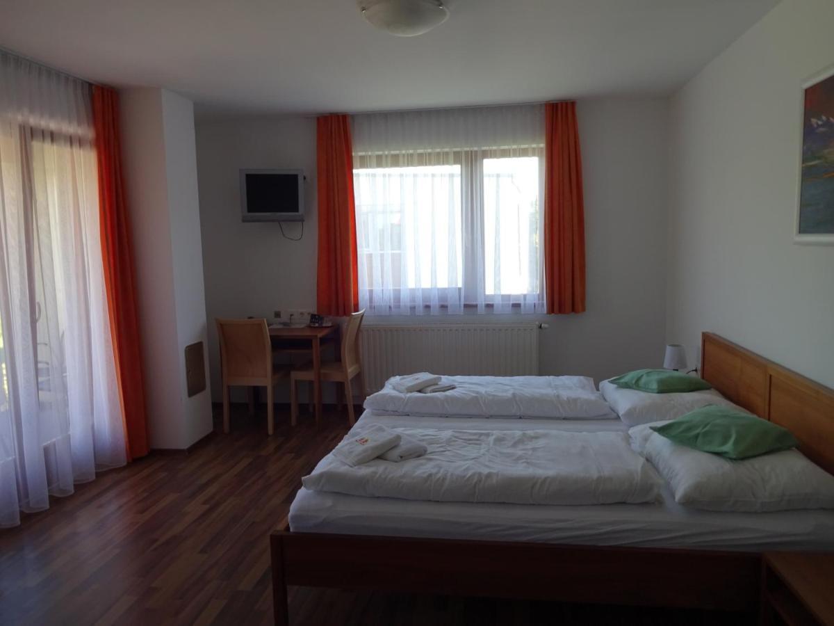 Balaca Panzio * Veszprém